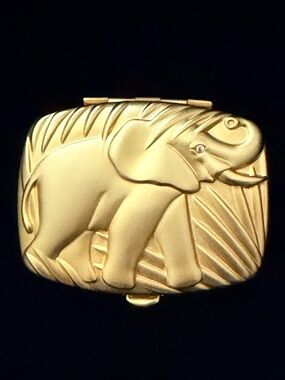 Estée Lauder Vintage Golden Elephant Powder Compact Gold Tone w/ Crystal Eye NEW